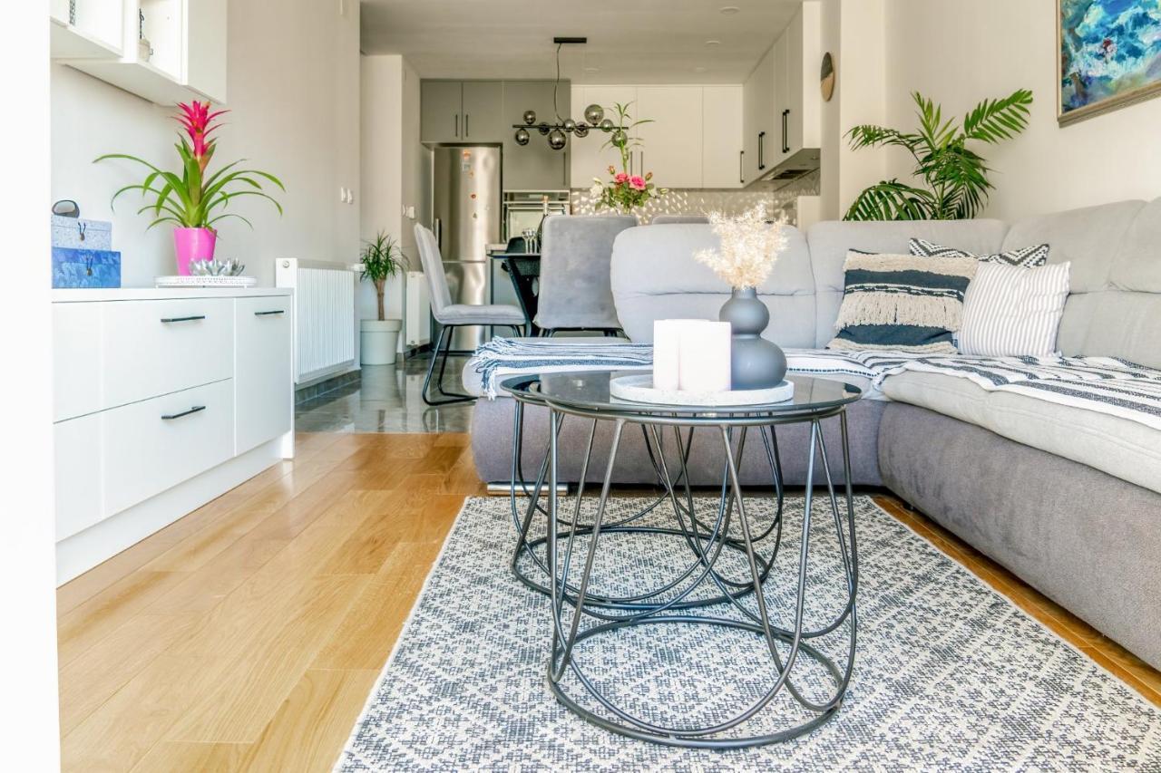 מאקרסקה Comfort Apartment Dorin מראה חיצוני תמונה